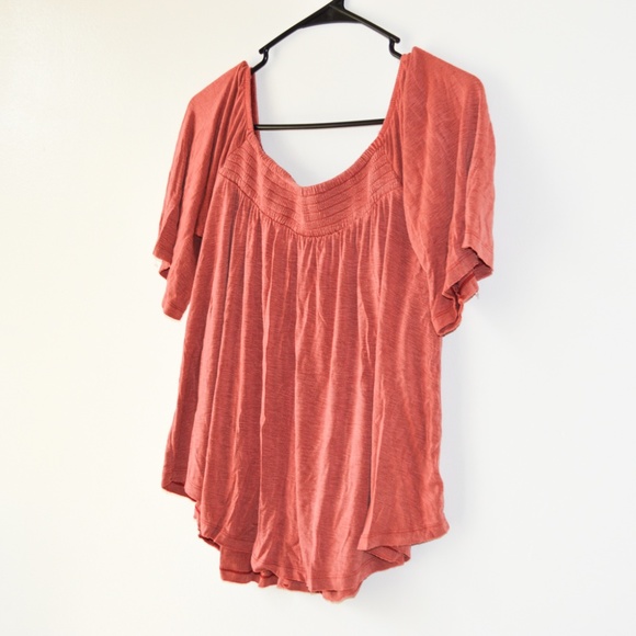 American Eagle Off the Shoulder Womens Top Dark Pink Flowy Blouse Size Small - Picture 2 of 4